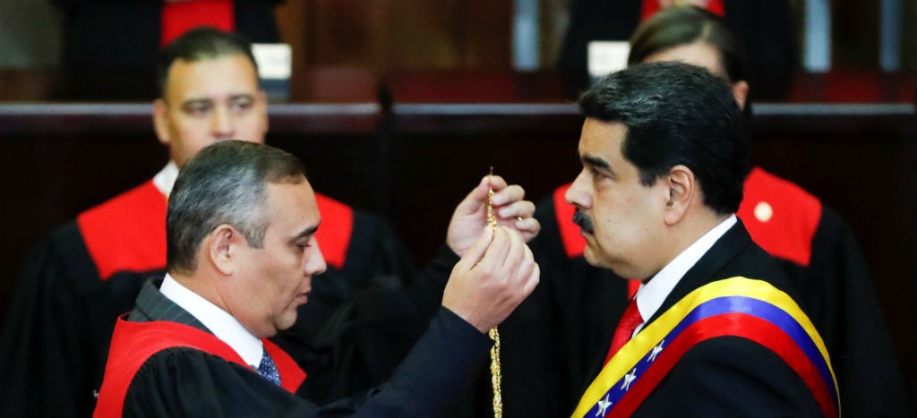 Ante el rechazo internacional, Nicolás Maduro asume segundo mandato presidencial