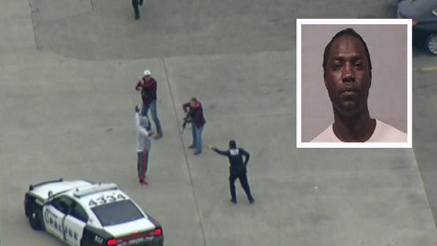 Video muestra momento en el que arrestan a sospechoso en Dallas