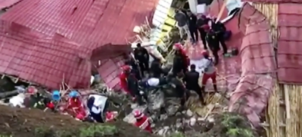 Al menos 15 muertos y 30 heridos deja derrumbe en hotel de Perú 