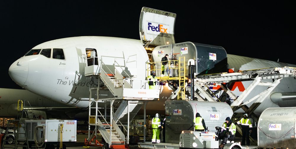 Dentro del milagro navideño de FedEx