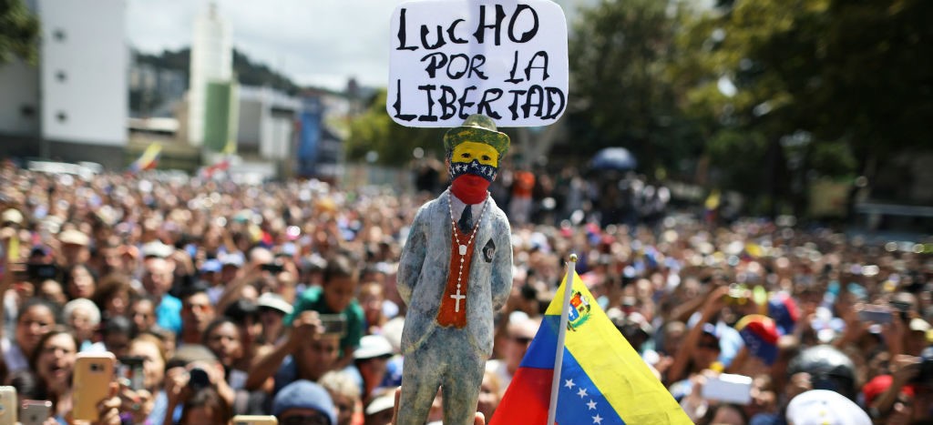 Denuncian 35 muertos y 850 detenidos en protestas en Venezuela