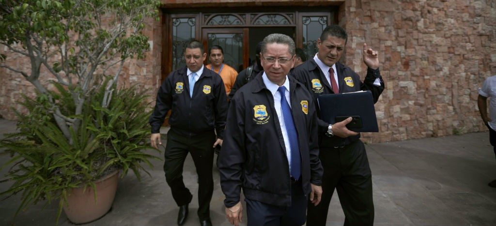 En El Salvador, “gran flujo de dinero extraído de las arcas del Estado”: fiscal en CNN