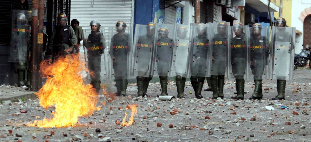 Van 26 muertos durante manifestaciones en Venezuela