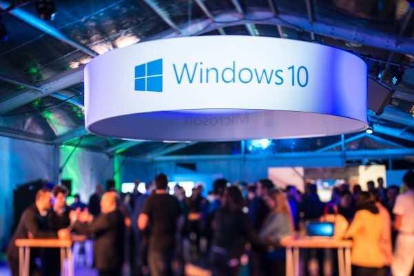 Windows 10 encabeza Windows 7 como el SO más popular
