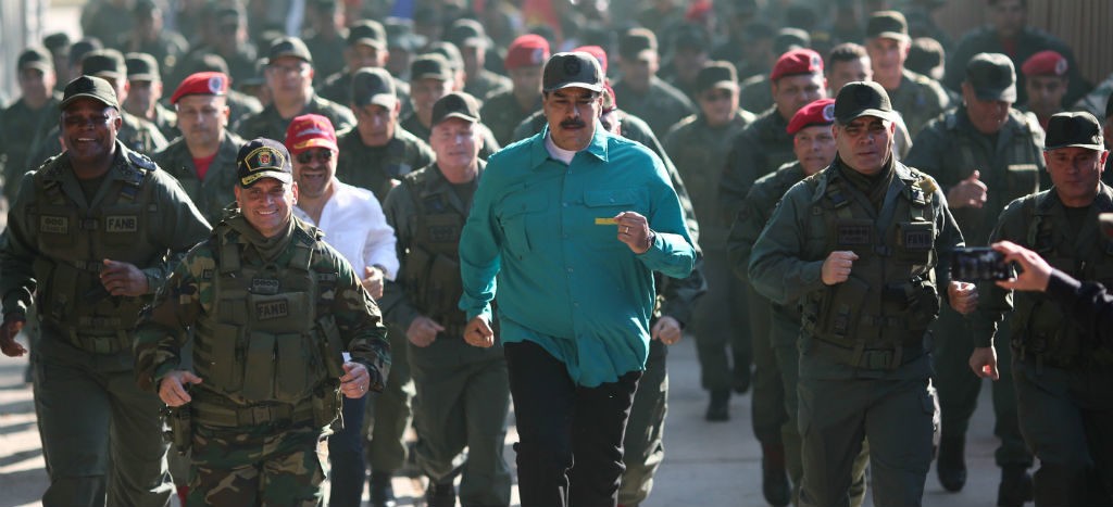 ¿Y si los militares venezolanos entregan a Maduro? (Artículo)