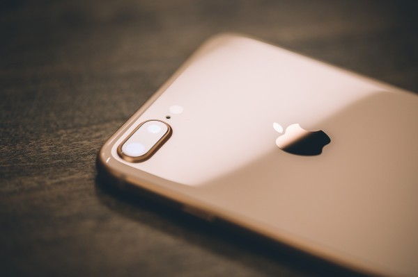 Apple vuelve a vender el iPhone 7 y el iPhone 8 en Alemania.