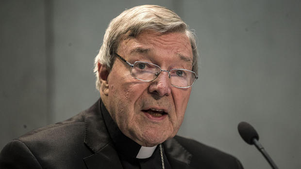 Cardenal enfrenta tribunal australiano por acusación de abuso sexual 