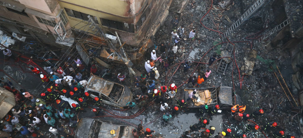 Incendio en Bangladesh deja al menos 78 muertos (Fotos)
