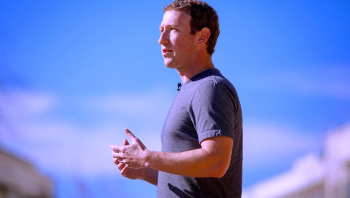 Zuckerberg quiere que los mensajes caduquen automáticamente para hacer de Facebook una "sala de estar"