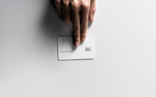 Apple presenta su propia tarjeta de crédito, la Apple Card.
