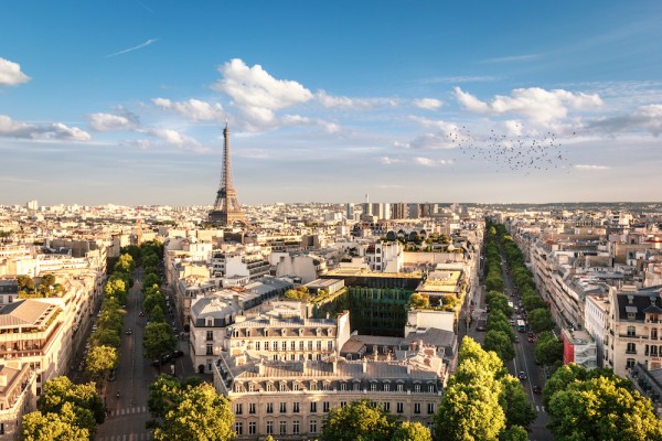 Francia revisa su visa especial para talento tecnológico