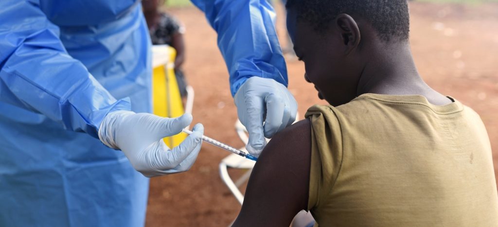 OMS alerta riesgo de propagación de ébola en República Democrática del Congo