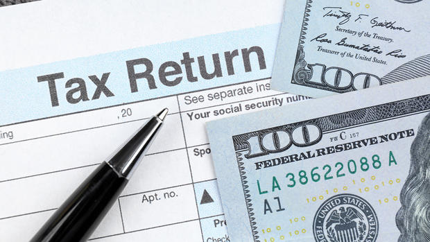 Qué hacer si le debes al IRS pero no le puedes pagar