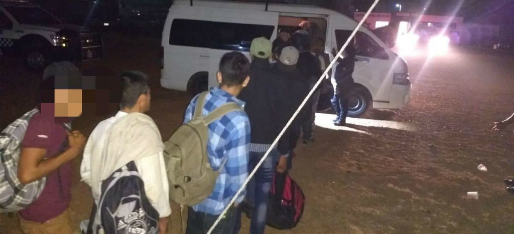 Rescatan a 60 migrantes en Texistepec, Veracruz; 22 son menores