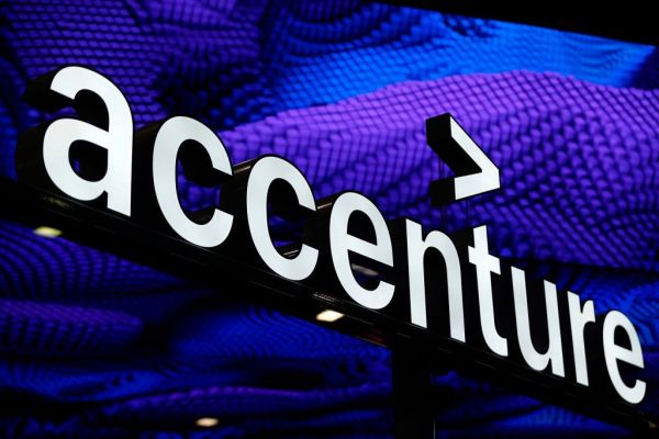 Accenture anuncia su intención de comprar la firma francesa de consultoría en la nube.