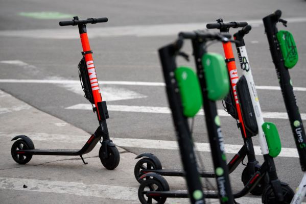El incierto futuro de los scooters eléctricos compartidos.