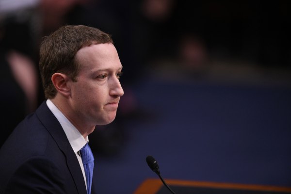 Australia demanda a Facebook por Cambridge Analytica, la multa podría ascender a 529.000 millones de dólares
