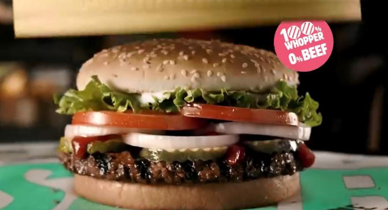 ¿Es verdad? Sabe a carne pero no es, dice Burger King