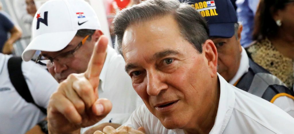 ‘Nito’ Cortizo sería el próximo presidente de Panamá tras un reñido recuento