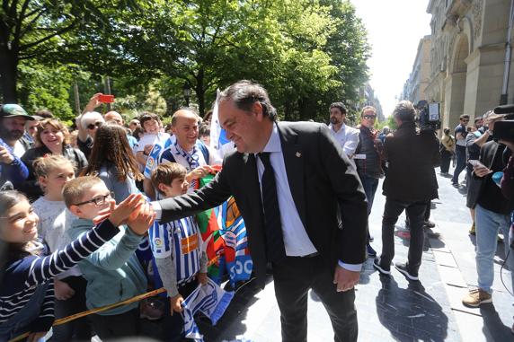 Recepción al equipo de la Real Sociedad femenino después de ganar la copa de la reina