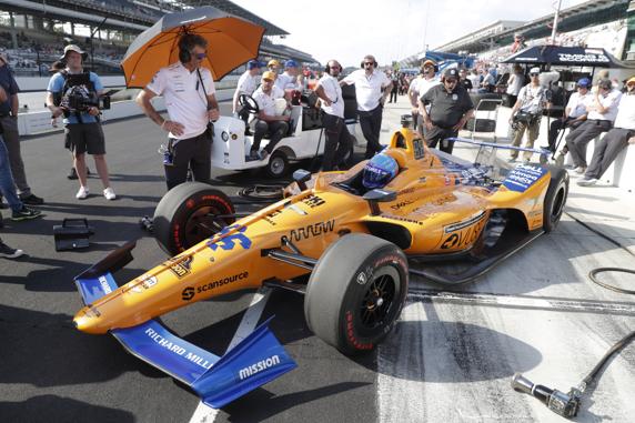 El McLaren-Chevrolet de Alonso en las 500 Millas de Indianápolis