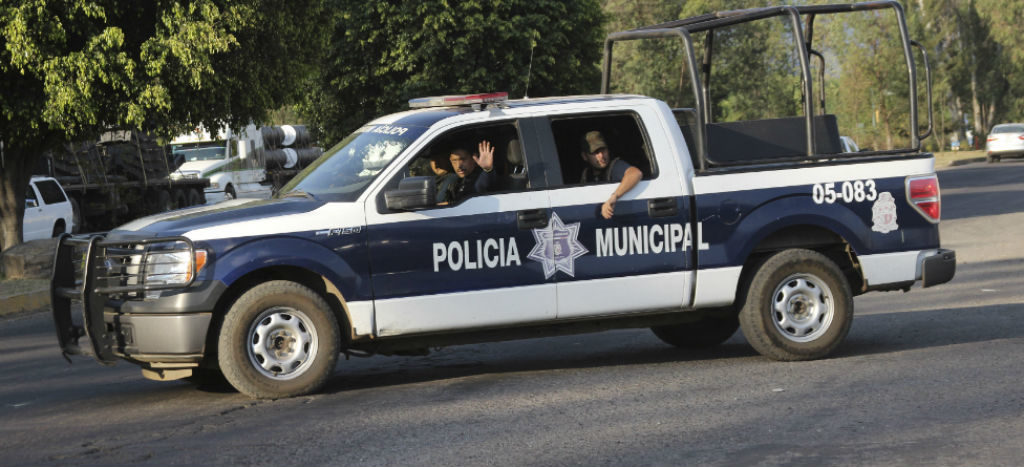 Chocan grupos delictivos en Michoacán; 9 civiles muertos y 4 heridos: FGE