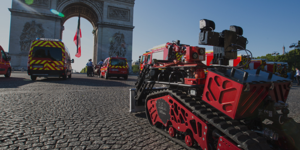 Conoce al bombero robot que luchó contra Notre Dame Blaze