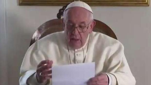 [TLMD - LV] Papa pide que se lo informe de casos de abuso