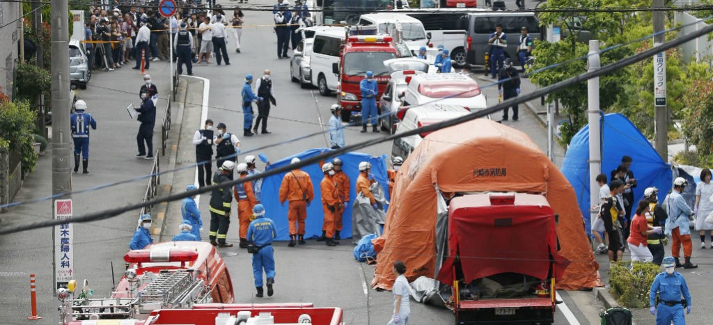 Hombre apuñala a 13 niñas y 3 adultos en Kawasaki, Japón; reportan 2 personas muertas