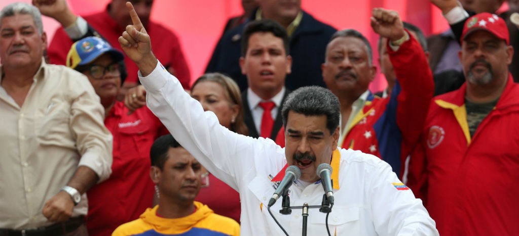 Oposición venezolana negocia con EU para derrocar a Maduro, según Rusia
