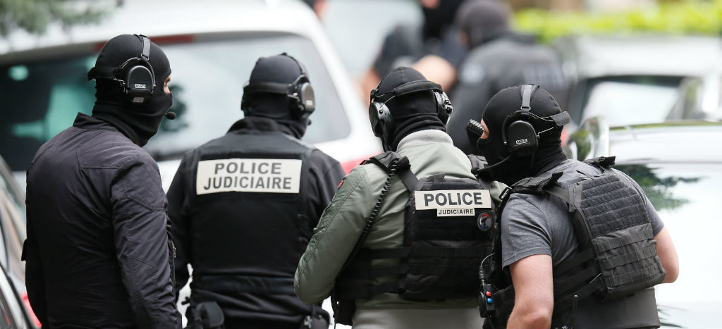 Policía francesa detiene a sospechoso relacionado con atentado de Lyon