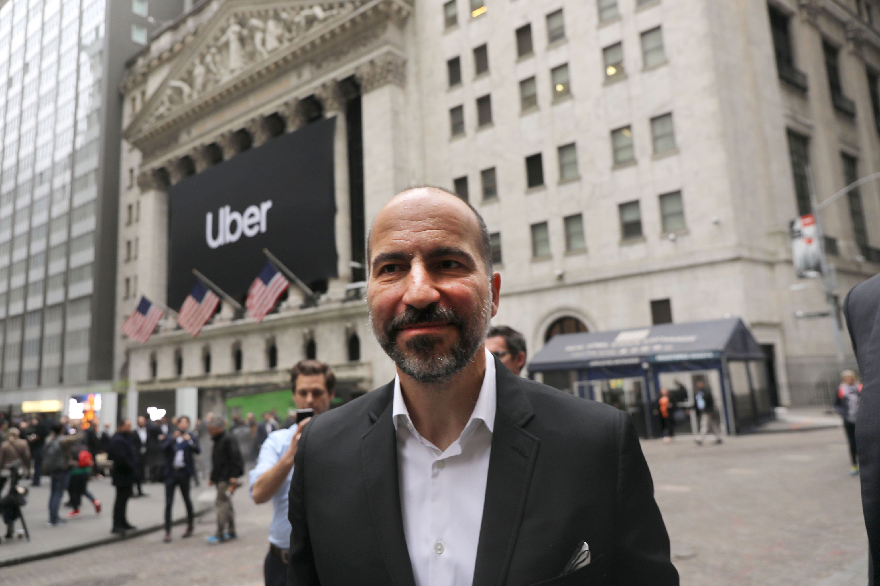 Uber comienza el primer día de negociación en la Bolsa de Nueva York