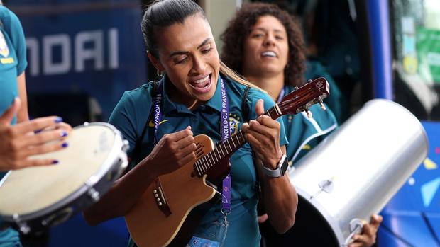 [WWC 2019] ¡Puro Brasil! Llega a ritmo de samba y con Marta tocando el ukelele