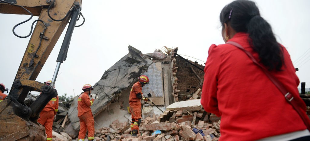 Deja 13 muertos y más de 200 heridos sismo en suroeste de China
