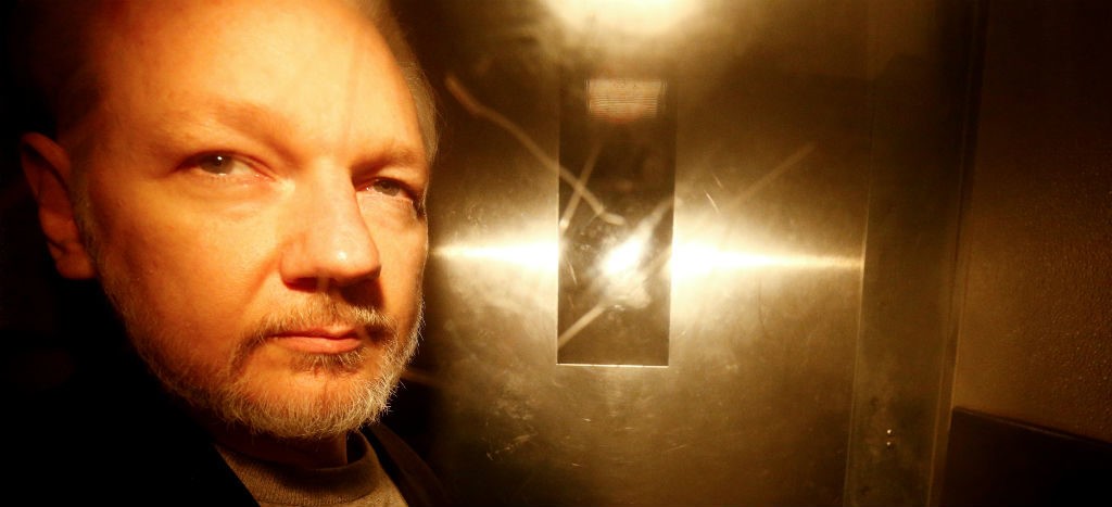 Reino Unido firma orden de extradición de Julian Assange a EU