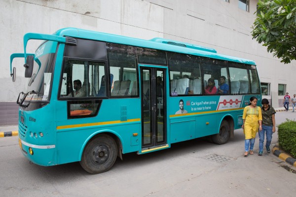 Shuttl se está ganando a los trabajadores de oficina en India con la opción más segura de viaje en autobús