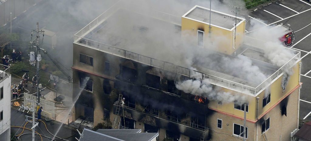 Al menos 20 personas murieron por un incendio provocado en un estudio de animación de Kioto