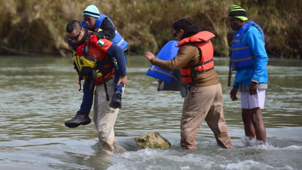 Crisis migratoria: México vigila río Bravo para frenar cruces