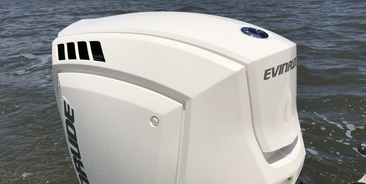 El nuevo E-TEC 150 de Evinrude es el motor de embarcación más eficiente que hemos visto