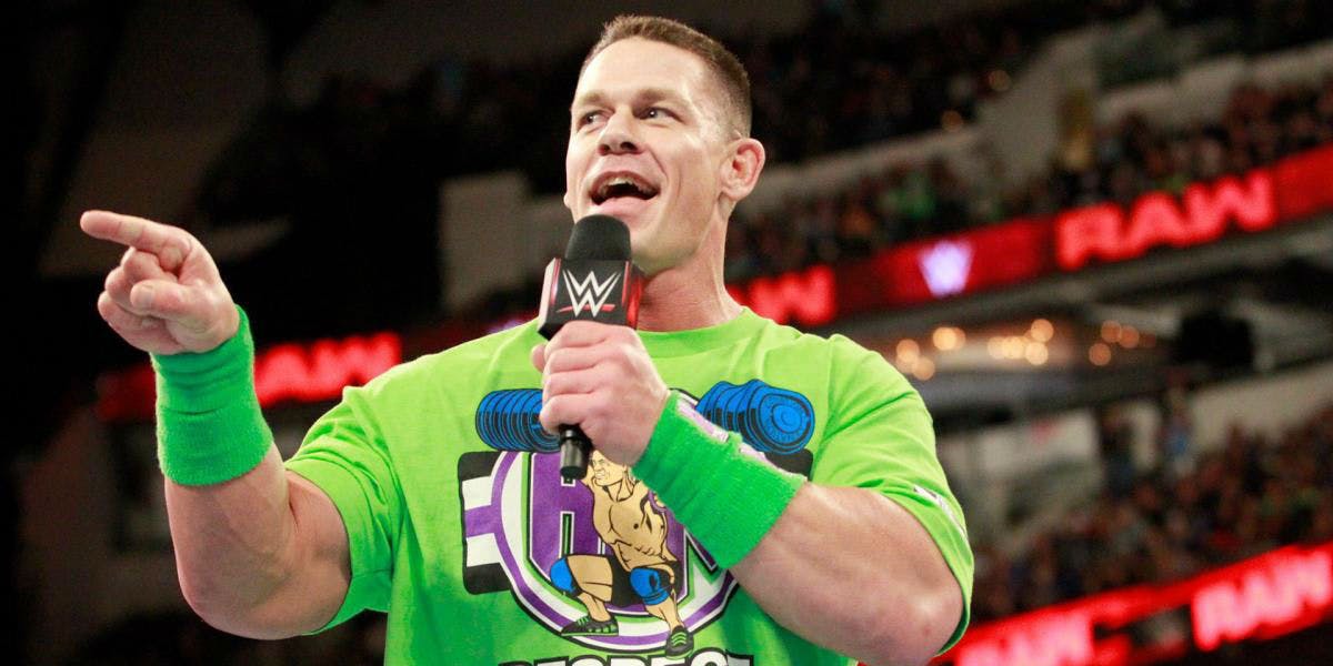 John Cena hace una aparición sorpresa en WWE Raw Reunion