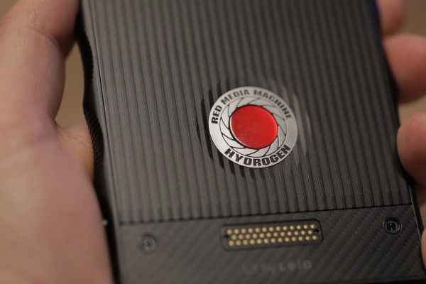 RED está trabajando en un teléfono inteligente Hydrogen Two