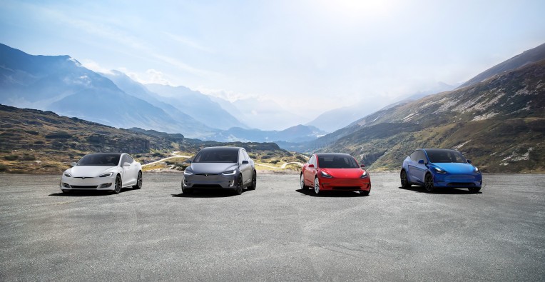 Tesla cae el Modelo S y el Modelo X de “rango estándar”, que reduce los precios de las variantes y el Modelo 3 de “rango largo”.