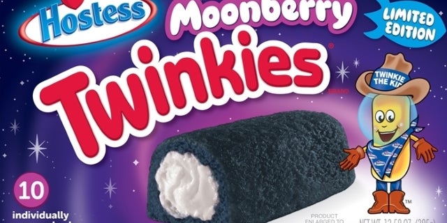 Presentadora presenta Twinkies azul oscuro Moonberry