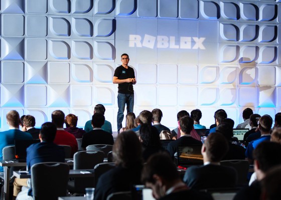 Roblox alcanza los 100 millones de usuarios activos mensuales