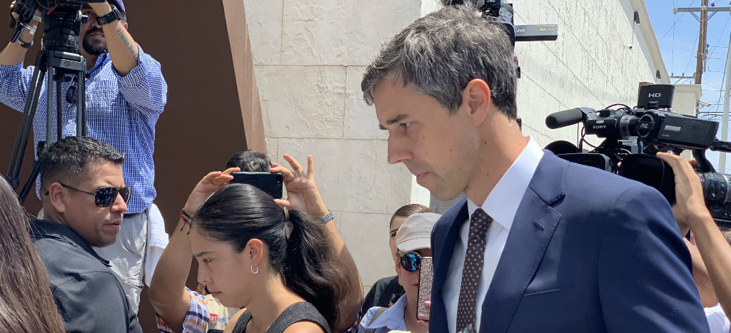 O’Rourke acude a Cd. Juárez a funeral de mexicano asesinado en tirotero