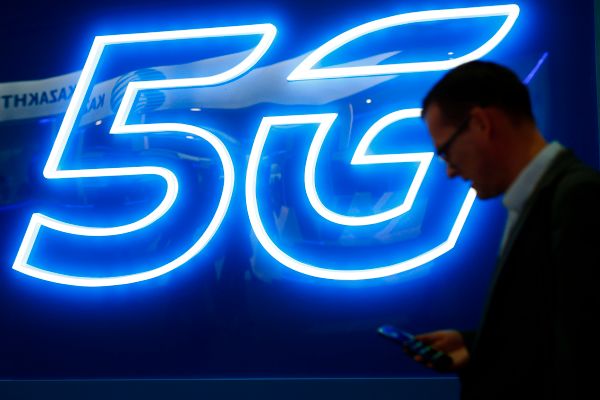 La administración Trump anuncia una importante subasta de espectro de banda media para 5G