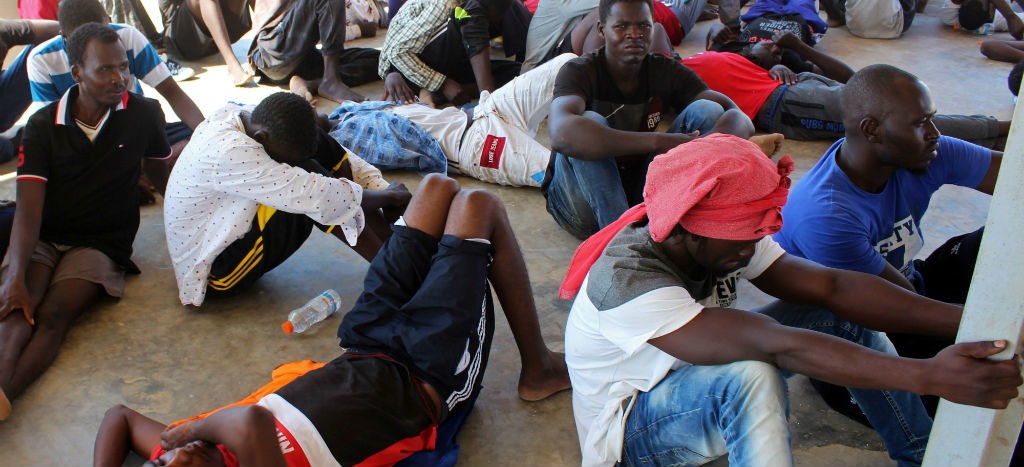 Al menos 40 migrantes mueren y decenas son rescatados en naufragio frente a las costas de Libia, según la ONU