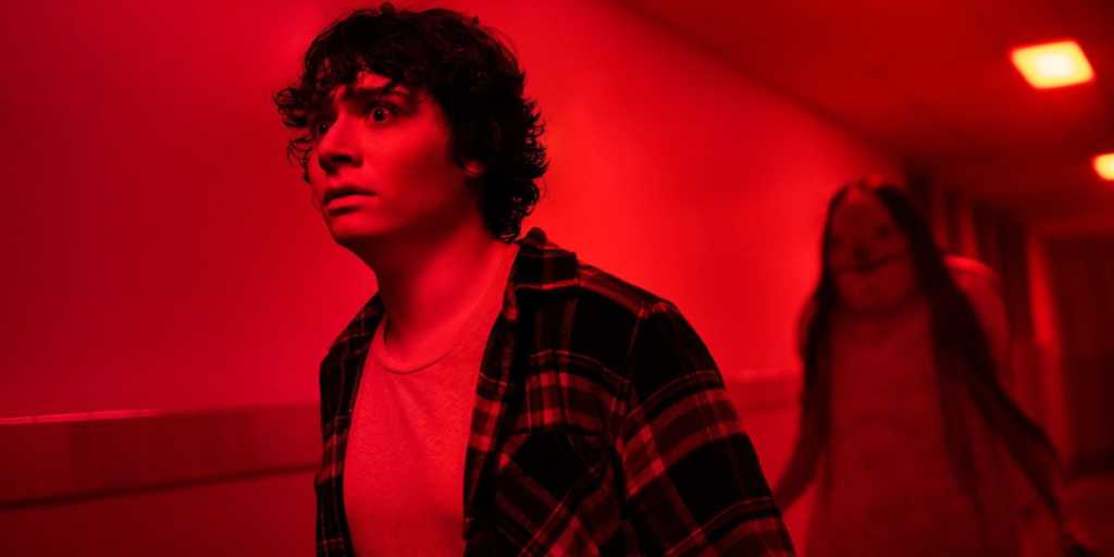 Austin Zajur en Scary Stories to Tell in the Dark película