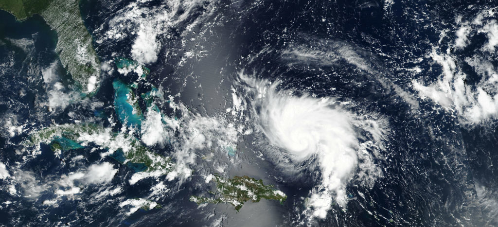 Florida se prepara para recibir a Dorian; el huracán podría ser el más fuerte que azota a la costa este