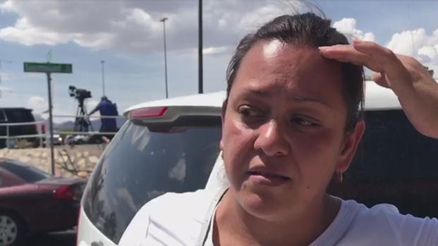 [TLMD - El Paso]  "Agarré a mis hijos y los tiré al piso": madre recuerda el terror durante masacre de El Paso